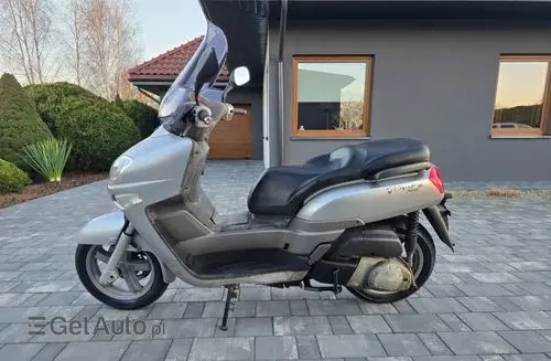 YAMAHA XP 250 Majesty 