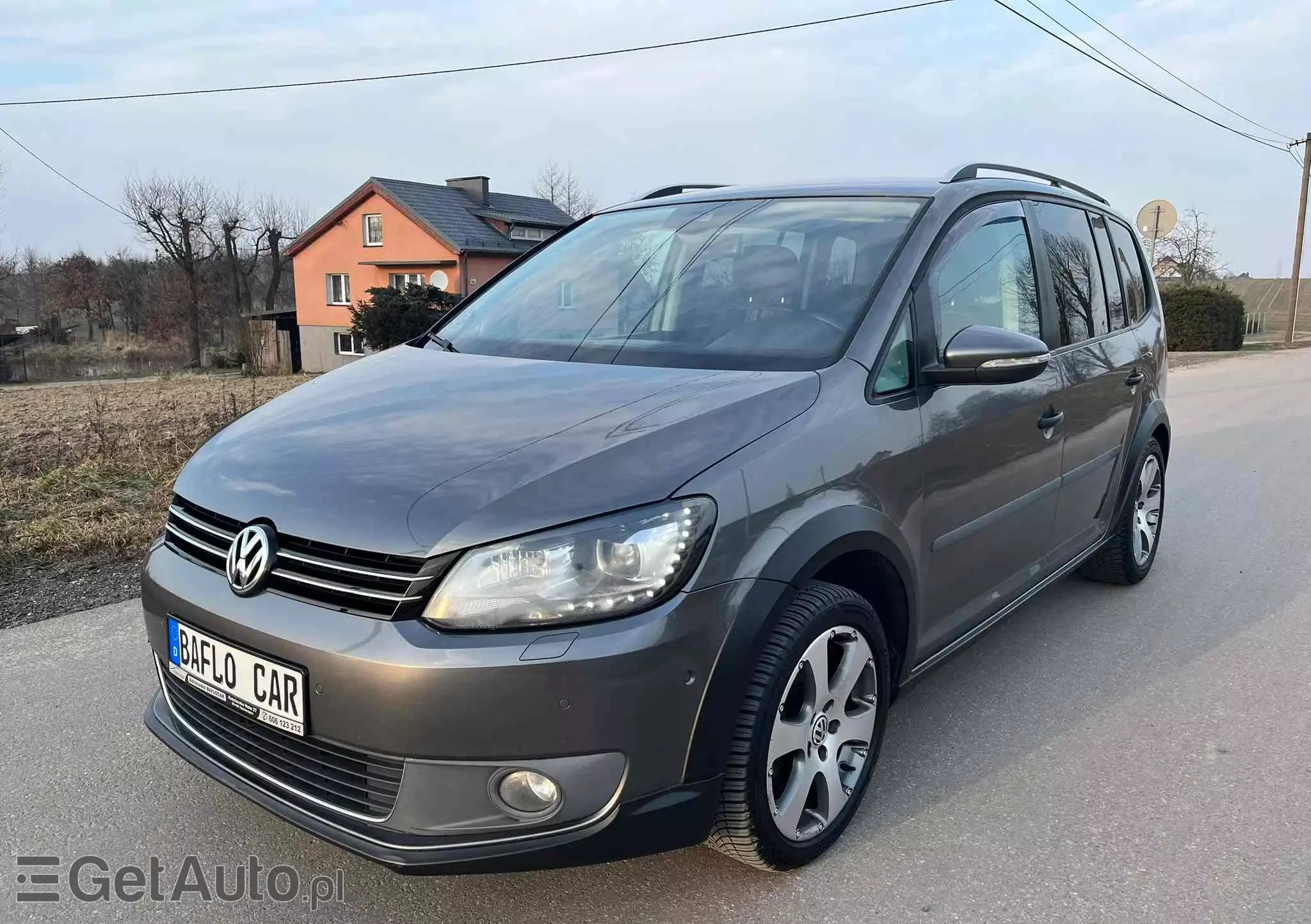 VOLKSWAGEN Touran 2.0 TDI DPF DSG Cross