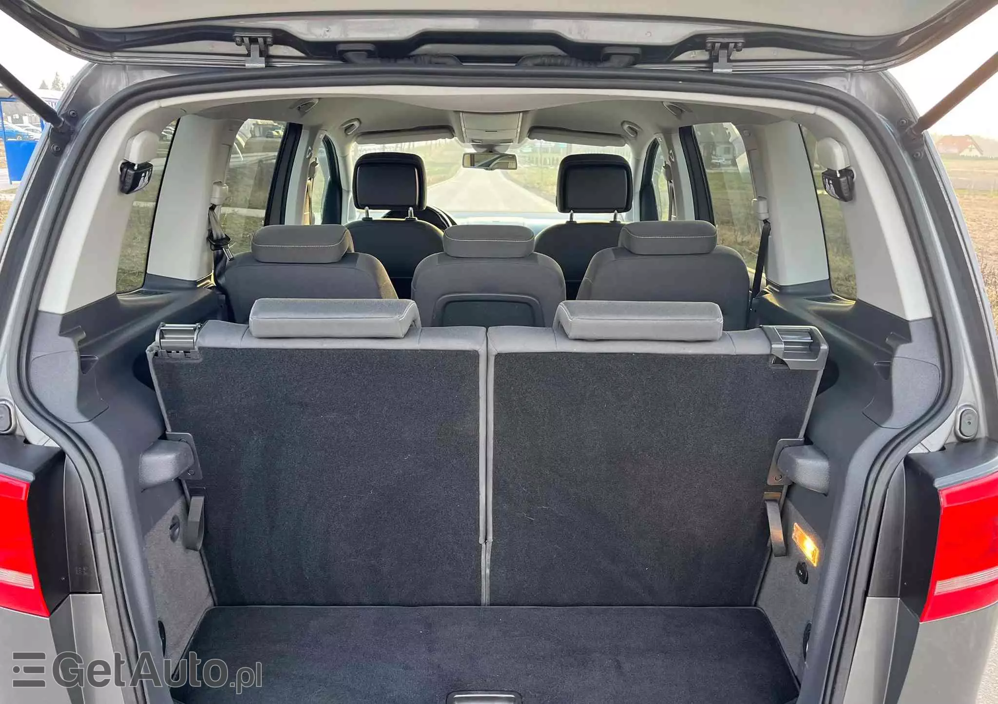 VOLKSWAGEN Touran 2.0 TDI DPF DSG Cross