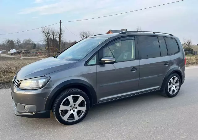 VOLKSWAGEN Touran 2.0 TDI DPF DSG Cross