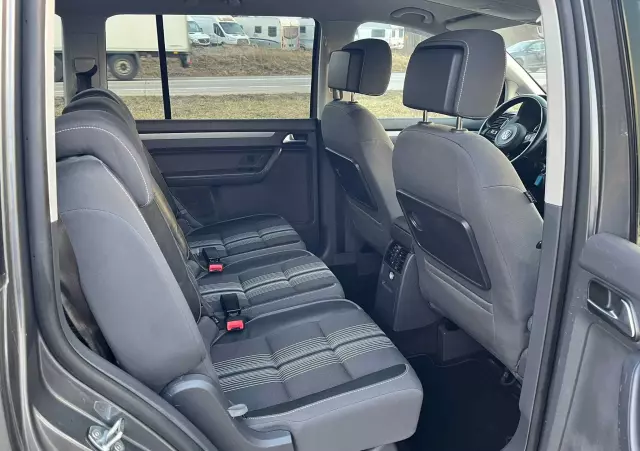 VOLKSWAGEN Touran 2.0 TDI DPF DSG Cross