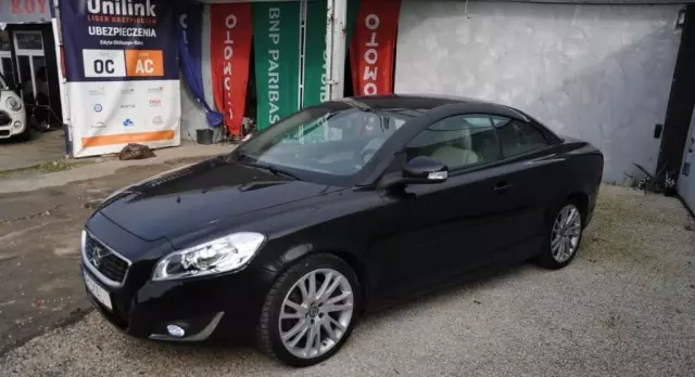 VOLVO C70 