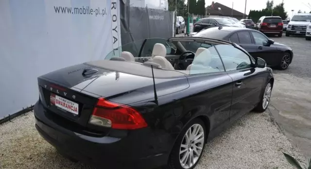 VOLVO C70 