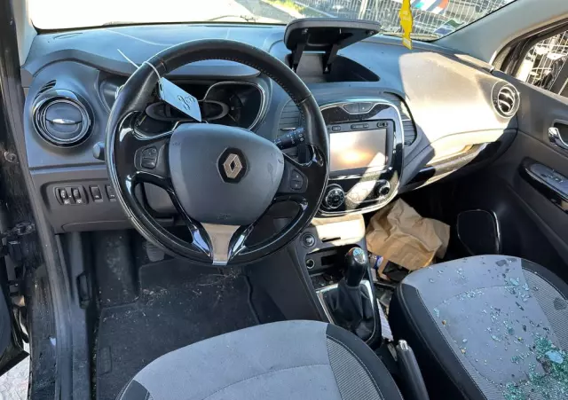 RENAULT Captur (ENERGY) TCe 90 LIMITED