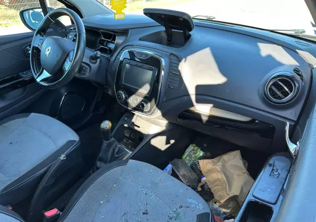 RENAULT Captur (ENERGY) TCe 90 LIMITED