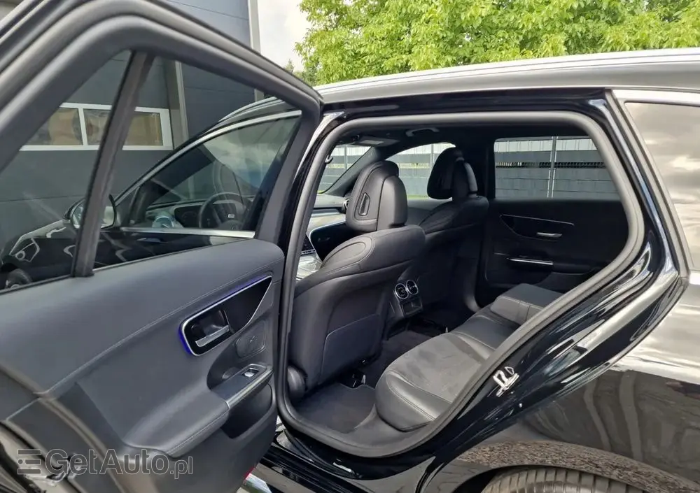 MERCEDES-BENZ Klasa C 300 d 9G-TRONIC