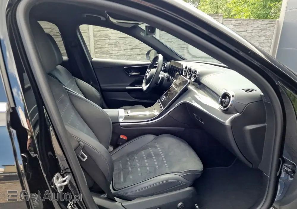 MERCEDES-BENZ Klasa C 300 d 9G-TRONIC