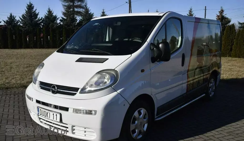 OPEL Vivaro 