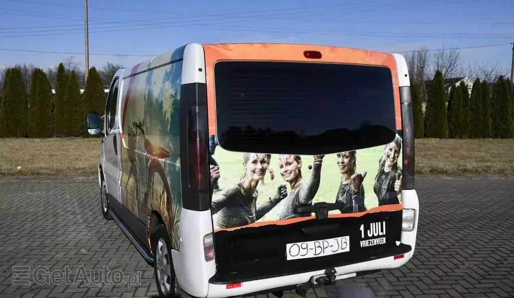 OPEL Vivaro 