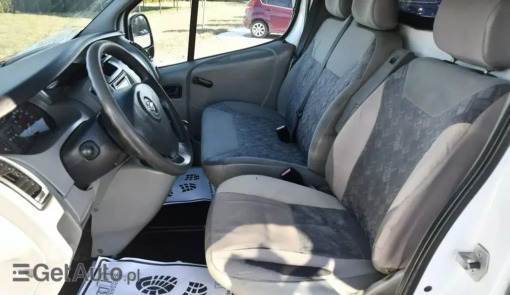 OPEL Vivaro 