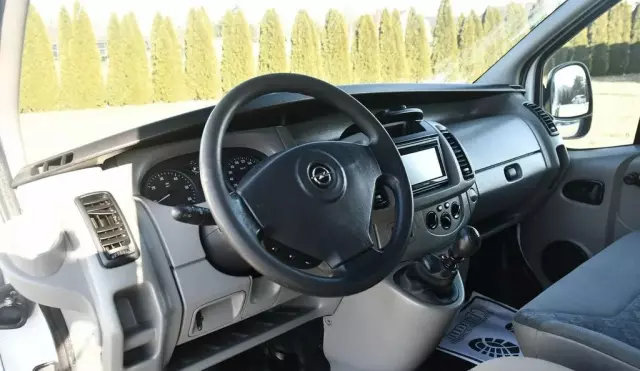 OPEL Vivaro 