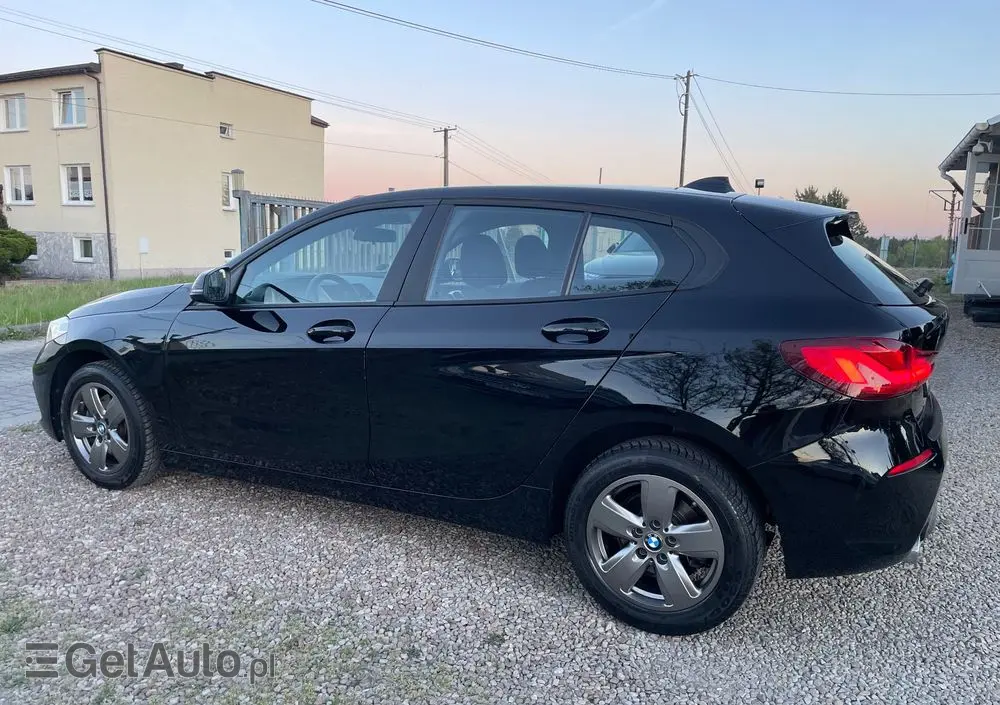 BMW Seria 1 116i Advantage