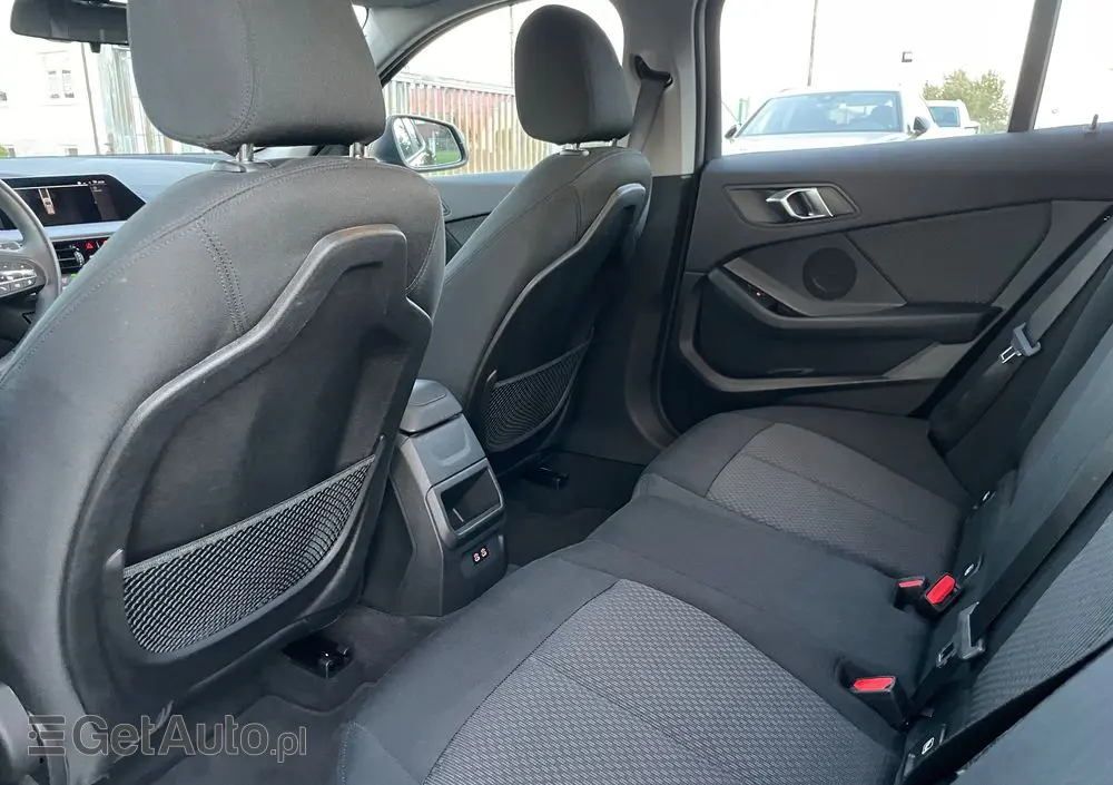 BMW Seria 1 116i Advantage