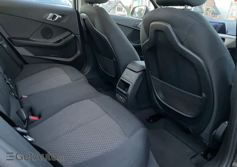 BMW Seria 1 116i Advantage