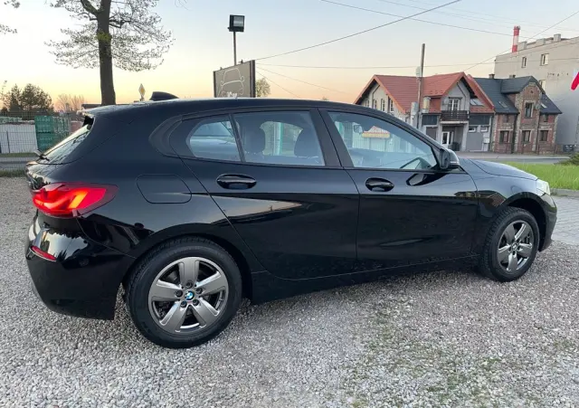 BMW Seria 1 116i Advantage