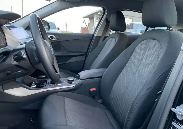 BMW Seria 1 116i Advantage