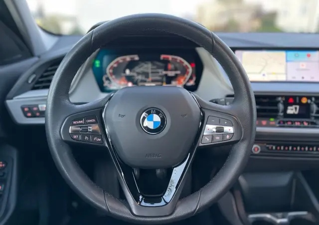 BMW Seria 1 116i Advantage