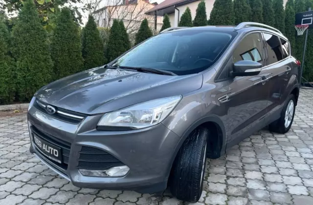 FORD Kuga 