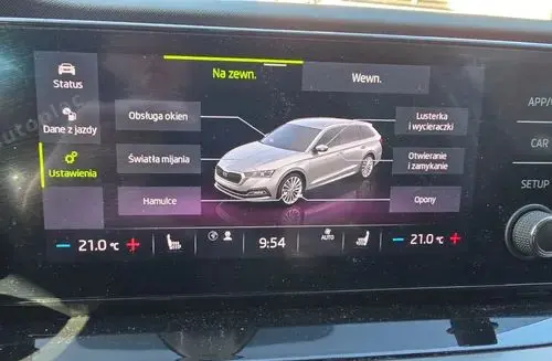 SKODA Octavia 