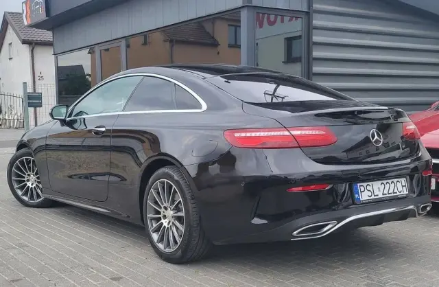 MERCEDES-BENZ Klasa E 