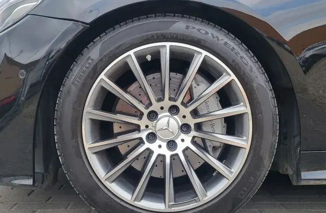 MERCEDES-BENZ Klasa E 