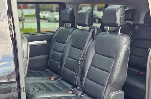 PEUGEOT Traveller 
