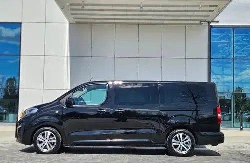 PEUGEOT Traveller 
