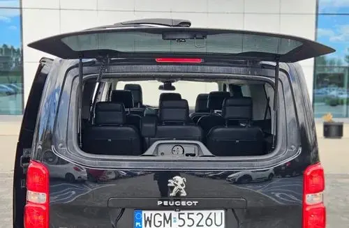 PEUGEOT Traveller 