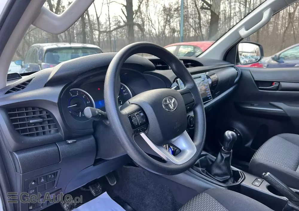 TOYOTA Hilux 2.4 D-4D Double Cab DLX 4x4