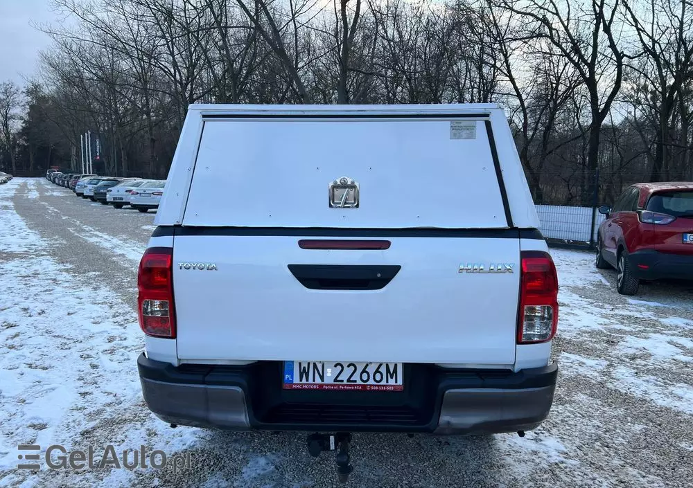 TOYOTA Hilux 2.4 D-4D Double Cab DLX 4x4