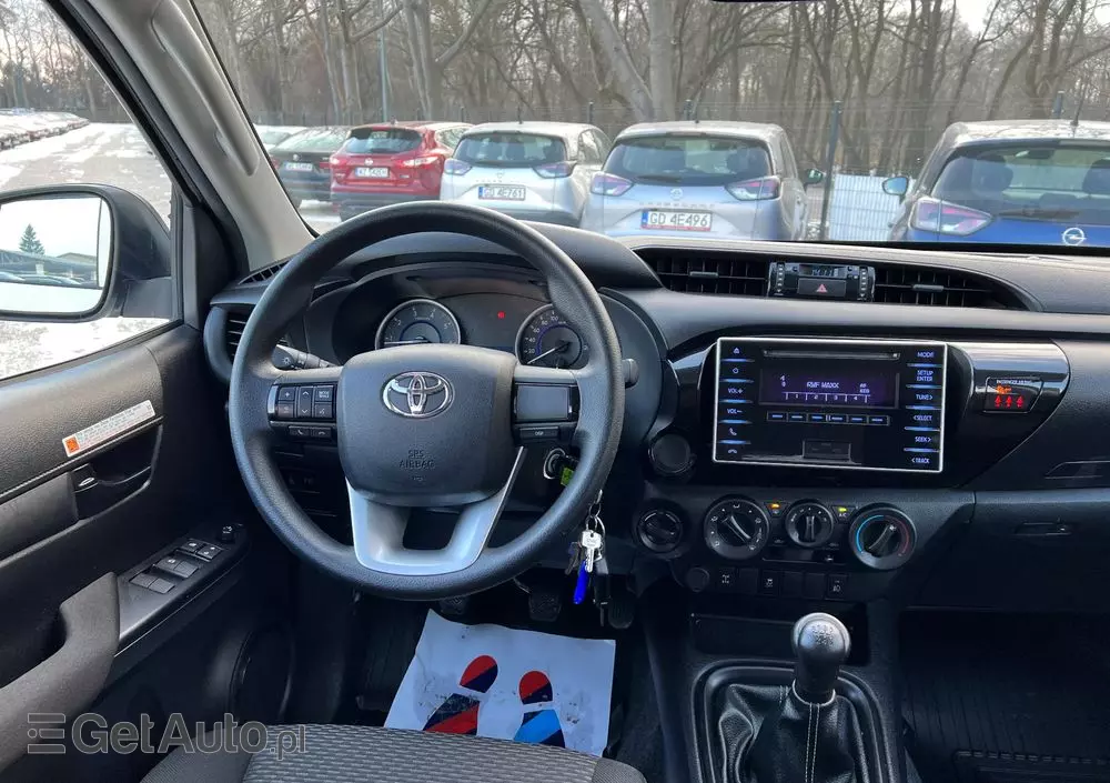TOYOTA Hilux 2.4 D-4D Double Cab DLX 4x4