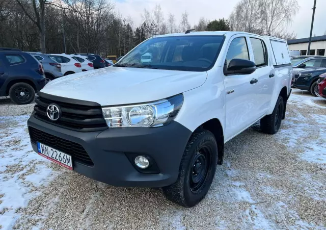 TOYOTA Hilux 2.4 D-4D Double Cab DLX 4x4