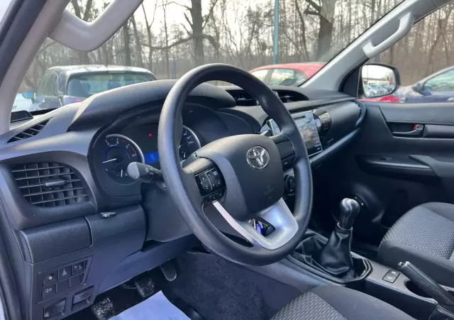 TOYOTA Hilux 2.4 D-4D Double Cab DLX 4x4