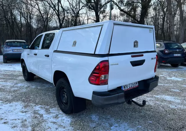 TOYOTA Hilux 2.4 D-4D Double Cab DLX 4x4