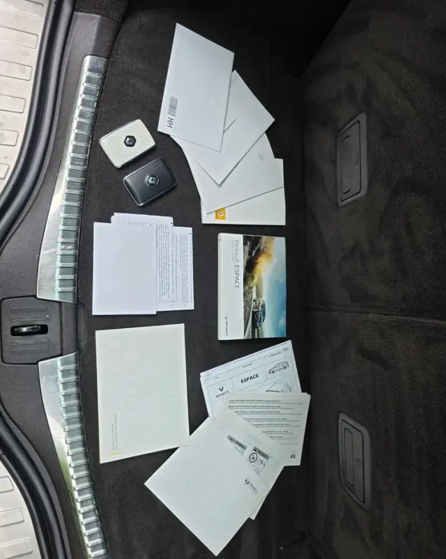 RENAULT Espace 2.0 Blue dCi Zen EDC