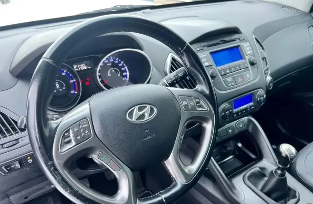 HYUNDAI Ix35 