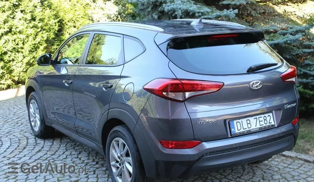 HYUNDAI Tucson 