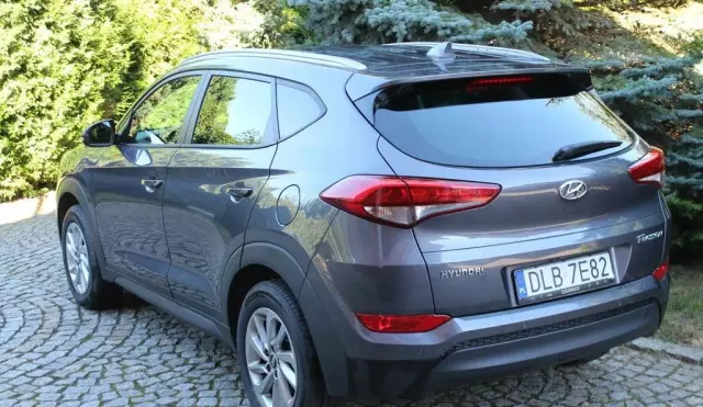 HYUNDAI Tucson 