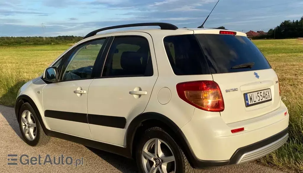SUZUKI SX4 