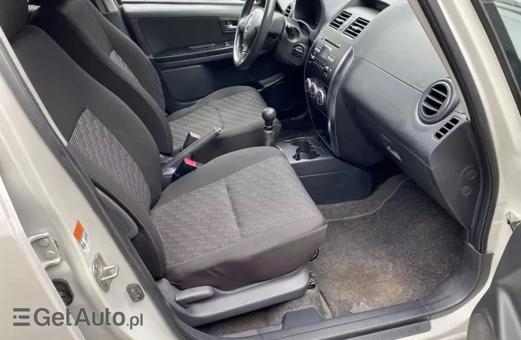 SUZUKI SX4 