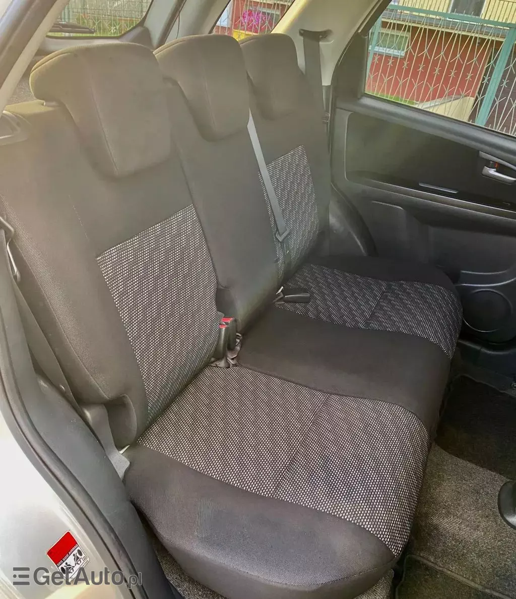 SUZUKI SX4 