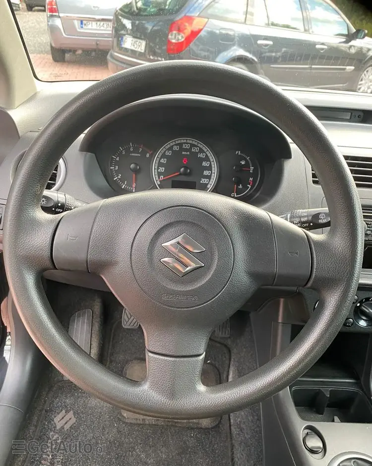 SUZUKI Swift 1.3 GLX / Comfort