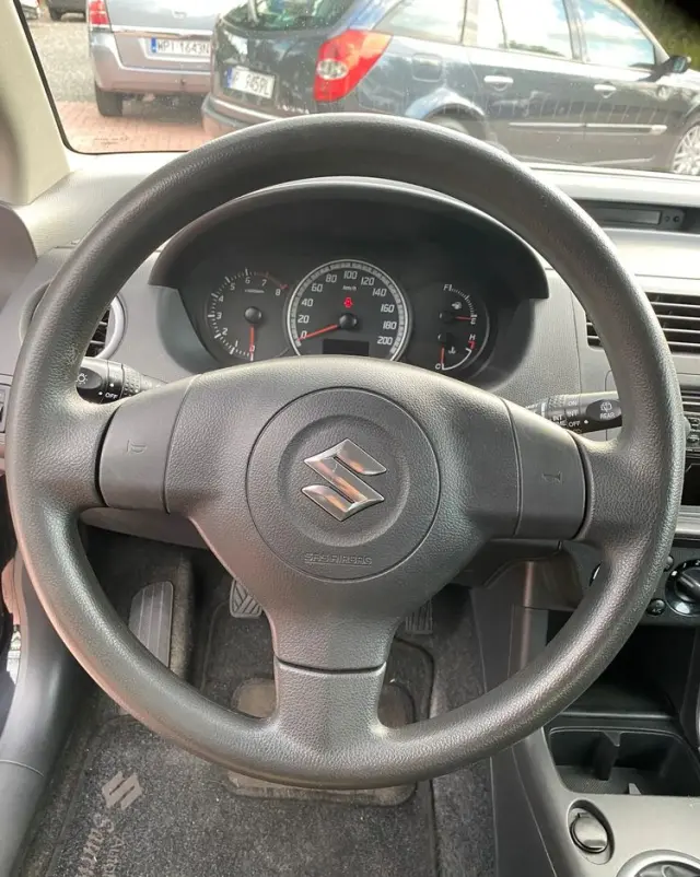 SUZUKI Swift 1.3 GLX / Comfort