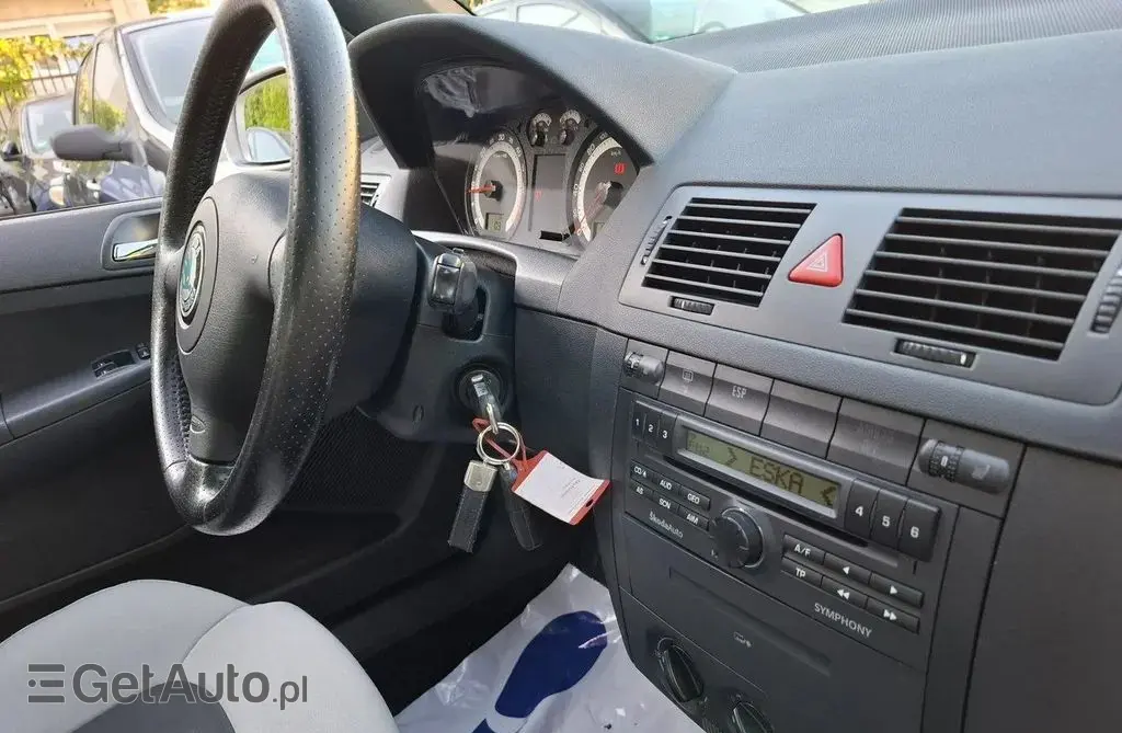 SKODA Fabia 