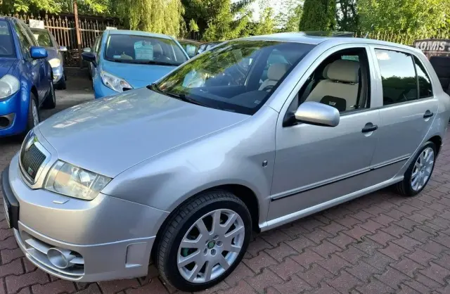 SKODA Fabia 