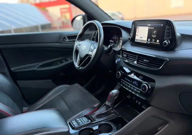 HYUNDAI Tucson Blue 2.0 CRDi 4WD Premium