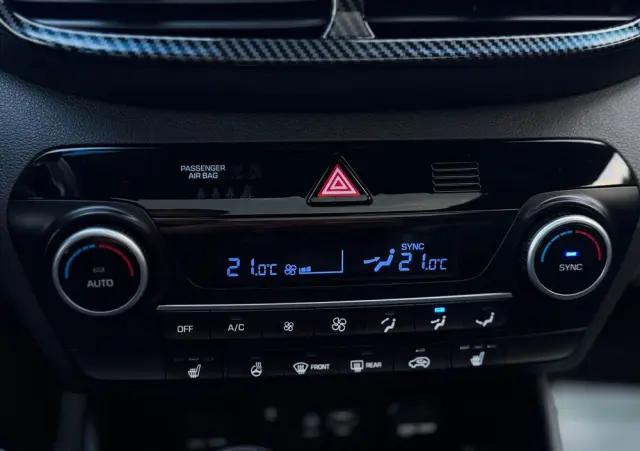 HYUNDAI Tucson Blue 2.0 CRDi 4WD Premium