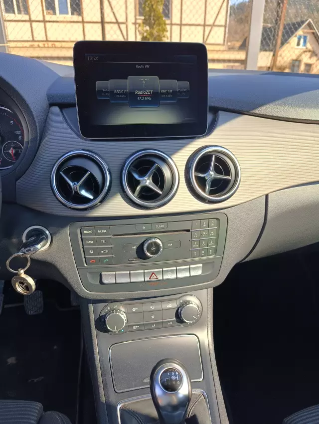 MERCEDES-BENZ Klasa B 