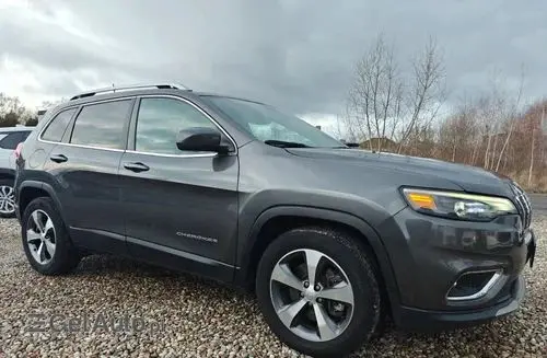 JEEP Cherokee 