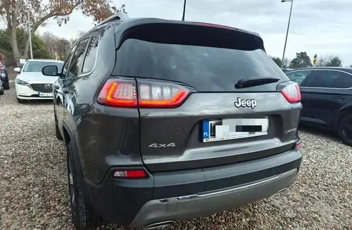JEEP Cherokee 